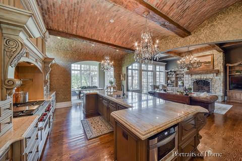 909 E Hillside Rd, Naperville, IL 60540 photo 11