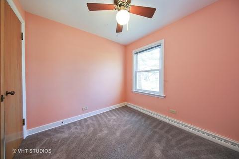 1823 E Illinois St, Wheaton, IL 60187 photo 9