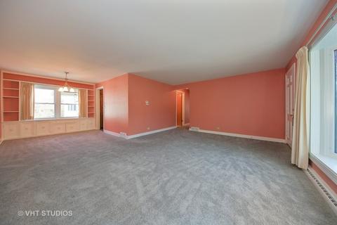 1823 E Illinois St, Wheaton, IL 60187 photo 3