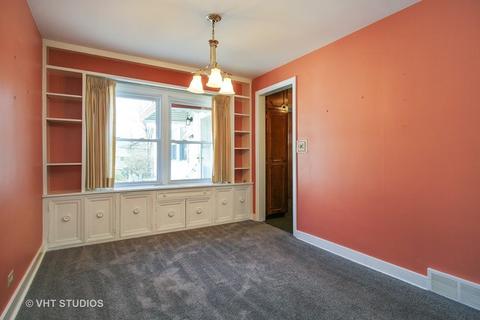 1823 E Illinois St, Wheaton, IL 60187 photo 5