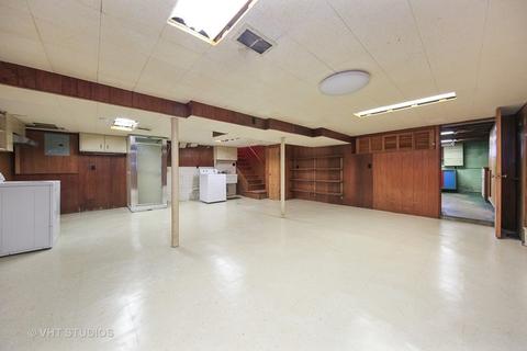 1823 E Illinois St, Wheaton, IL 60187 photo 12
