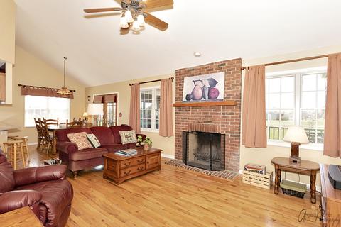 415 Bluffs Edge Dr, Mchenry, IL 60051 photo 9
