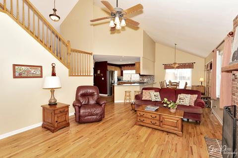 415 Bluffs Edge Dr, Mchenry, IL 60051 photo 8