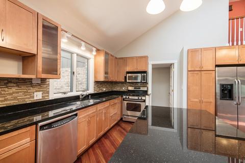 10165 Potter Rd, Des Plaines, IL 60016 photo 16
