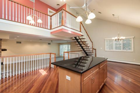 10165 Potter Rd, Des Plaines, IL 60016 photo 18