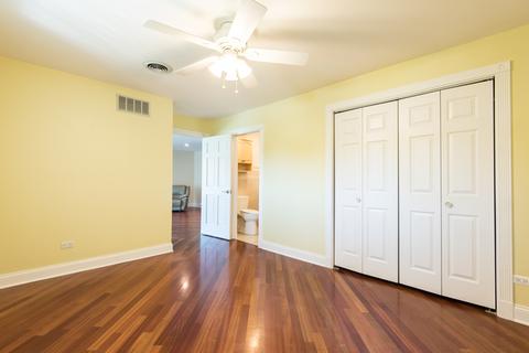 10165 Potter Rd, Des Plaines, IL 60016 photo 23