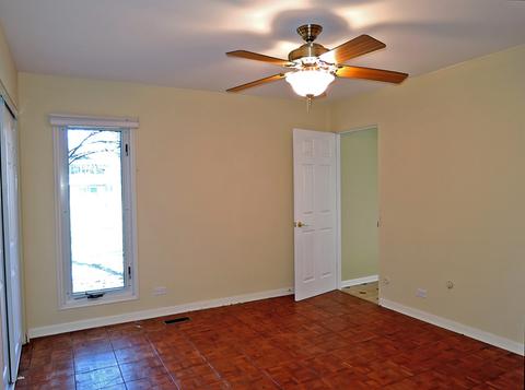 2075 Creekside Dr #1-2, Wheaton, IL 60189 photo 8