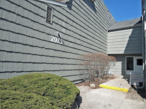 2075 Creekside Dr #1-2, Wheaton, IL 60189 photo 1