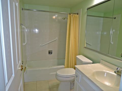 2075 Creekside Dr #1-2, Wheaton, IL 60189 photo 10