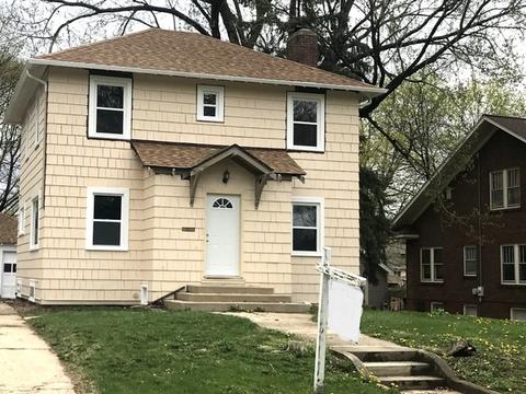 723 Saint John St, Elgin, IL 60120 photo 1