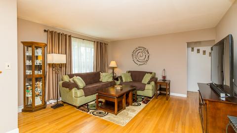 718 S Spring Rd, Elmhurst, IL 60126 photo 3