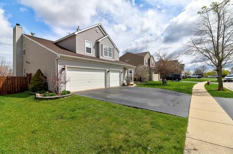 2028 Norwich Dr, Bartlett, IL 60103 photo 2