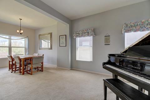 2028 Norwich Dr, Bartlett, IL 60103 photo 5
