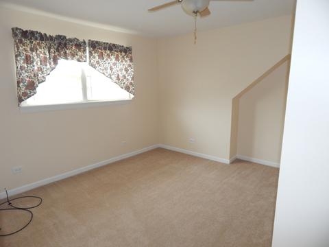 2054 Pratt Ave, Des Plaines, IL 60018 photo 9