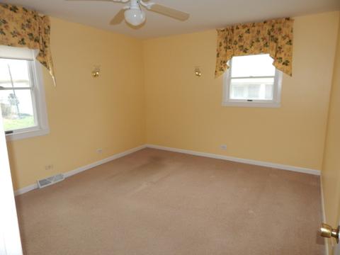 2054 Pratt Ave, Des Plaines, IL 60018 photo 7