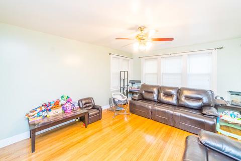 6247 N Artesian Ave, Chicago, IL 60659 photo 7