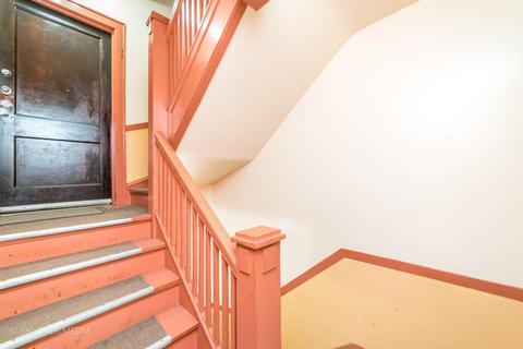 6247 N Artesian Ave, Chicago, IL 60659 photo 19
