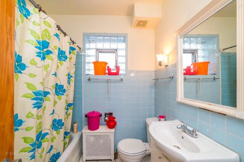 6247 N Artesian Ave, Chicago, IL 60659 photo 29