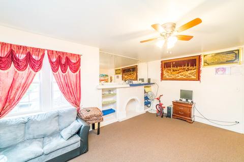 6247 N Artesian Ave, Chicago, IL 60659 photo 22