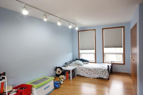 906 E 54th St, Chicago, IL 60615 photo 11
