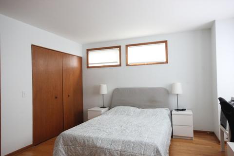 906 E 54th St, Chicago, IL 60615 photo 10