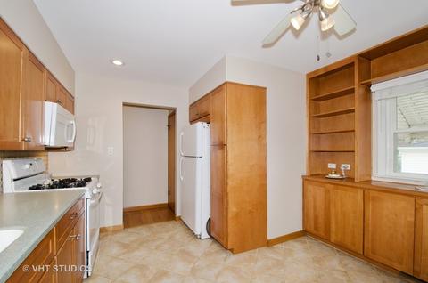 460 Radcliffe Ave, Des Plaines, IL 60016 photo 4