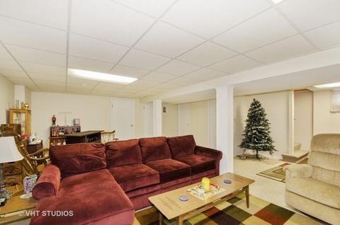 460 Radcliffe Ave, Des Plaines, IL 60016 photo 6