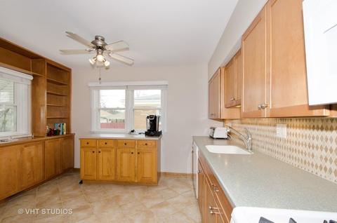 460 Radcliffe Ave, Des Plaines, IL 60016 photo 5