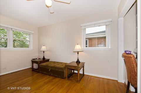 460 Radcliffe Ave, Des Plaines, IL 60016 photo 9