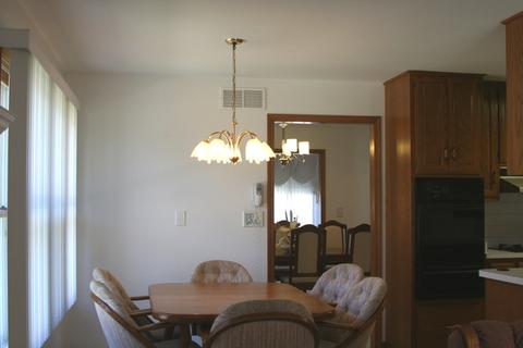 860 Dedham Ln, Bartlett, IL 60103 photo 5