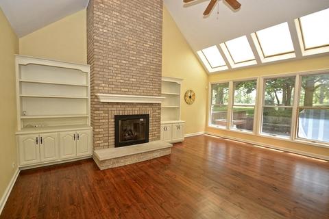 1343 Cranbrook Cir, Aurora, IL 60502 photo 14