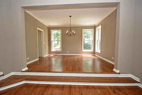 1343 Cranbrook Cir, Aurora, IL 60502 photo 5