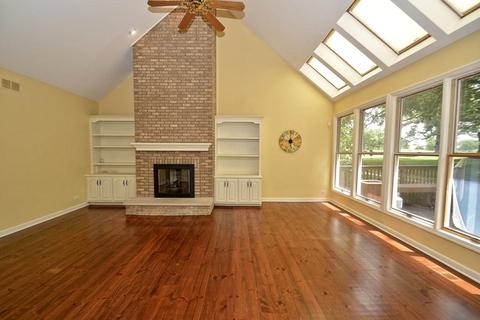 1343 Cranbrook Cir, Aurora, IL 60502 photo 13