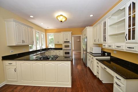 1343 Cranbrook Cir, Aurora, IL 60502 photo 11