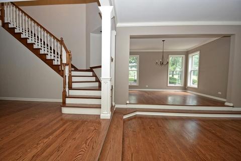 1343 Cranbrook Cir, Aurora, IL 60502 photo 4