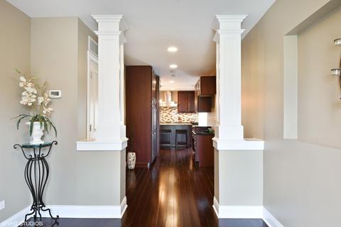 90 Washington Blvd, Hoffman Estates, IL 60169 photo 2