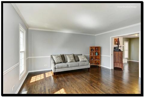 1021 Stanton Dr, Naperville, IL 60540 photo 4