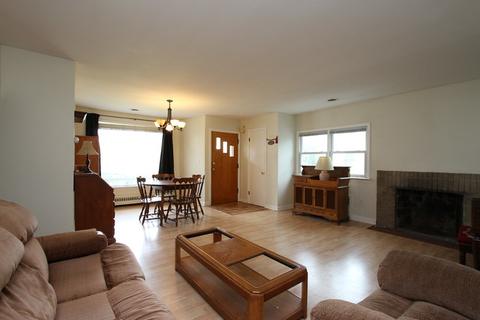 103 E Metzen St, Harvard, IL 60033 photo 4