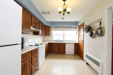 103 E Metzen St, Harvard, IL 60033 photo 6