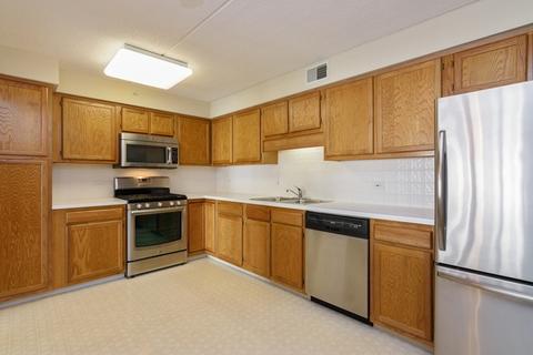 1600 E Thacker St #406, Des Plaines, IL 60016 photo 5