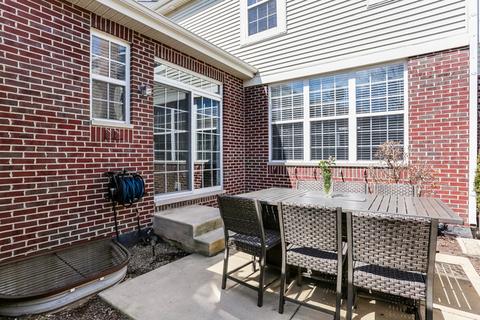 233 Garden Dr, Elgin, IL 60124 photo 24
