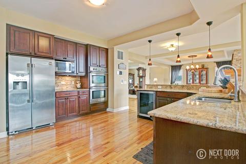 13512 Summergrove Dr, Plainfield, IL 60585 photo 2