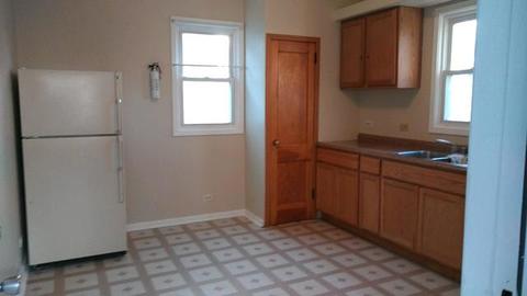 506 Enterprise St, Elgin, IL 60120 photo 5