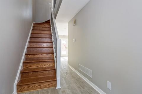 1447 W Harrison St, Chicago, IL 60607 photo 2