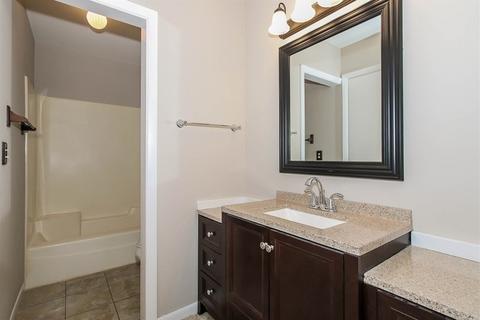 1945 Georgetown Ln, Hoffman Estates, IL 60169 photo 16