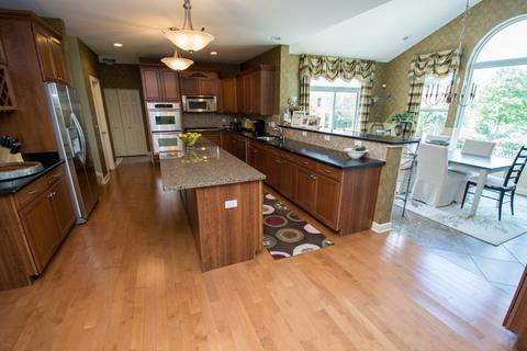 1130 Deerpath Rd, Aurora, IL 60506 photo 12