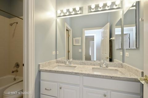 1651 Constitution Dr, Glenview, IL 60026 photo 20