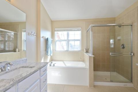 1651 Constitution Dr, Glenview, IL 60026 photo 15