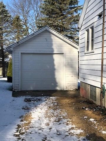 331 Grant Ave, Dixon, IL 61021 photo 2