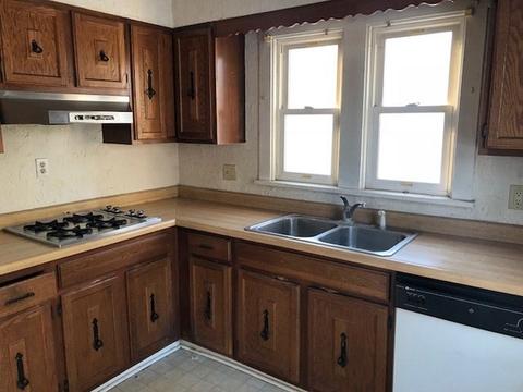 331 Grant Ave, Dixon, IL 61021 photo 5